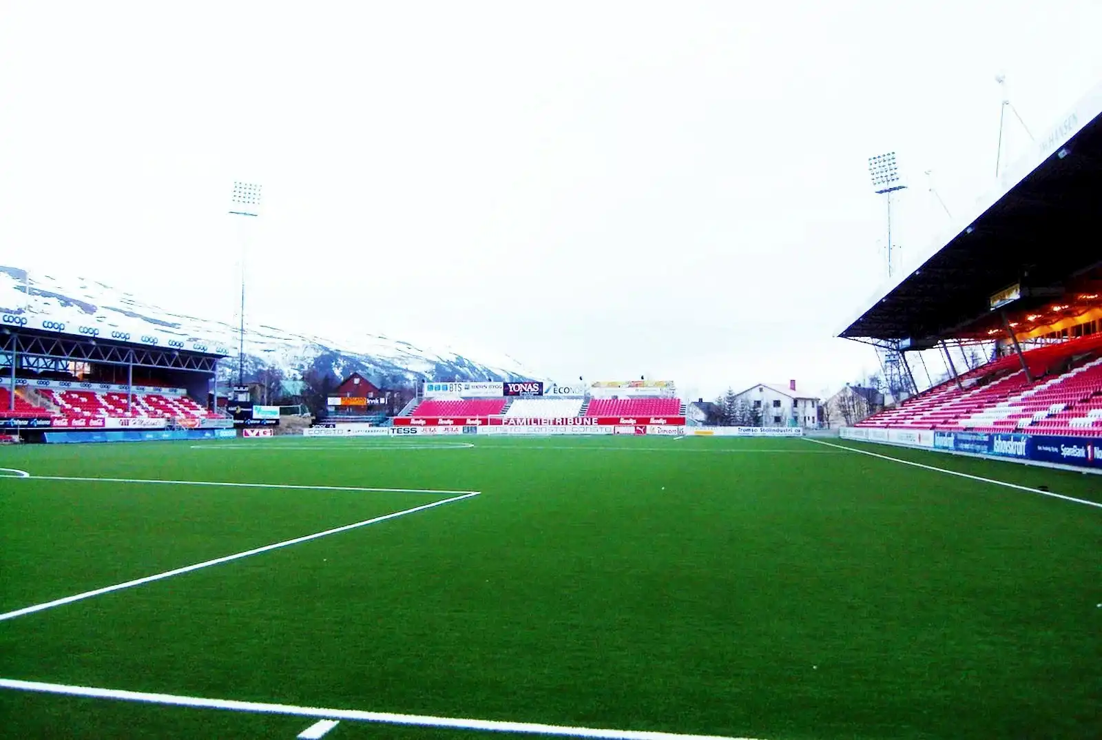 alfheim stadion azteca artificial grass