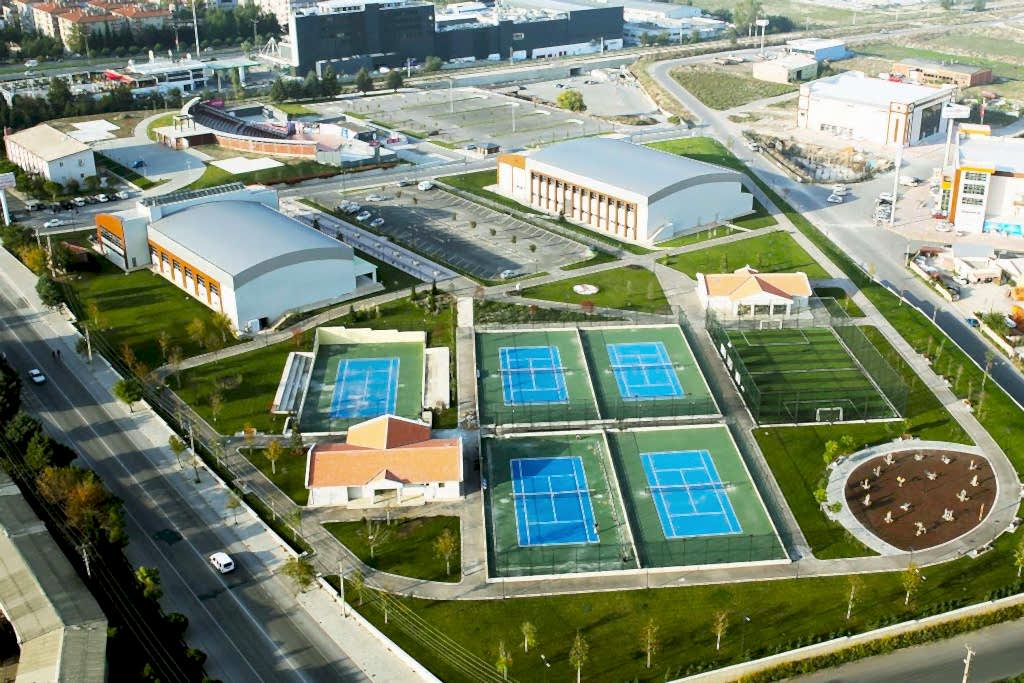 alparslan turkes spor kompleksi 1