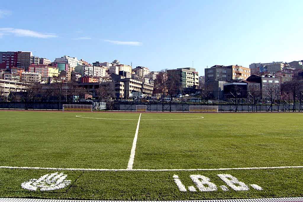 istanbul kagithane stadi