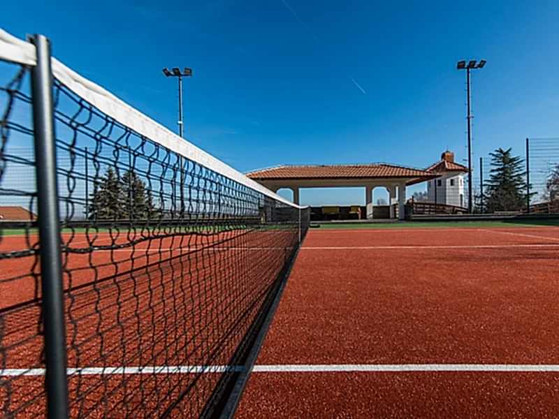 Kapali Tenis Kortlari Rs 3