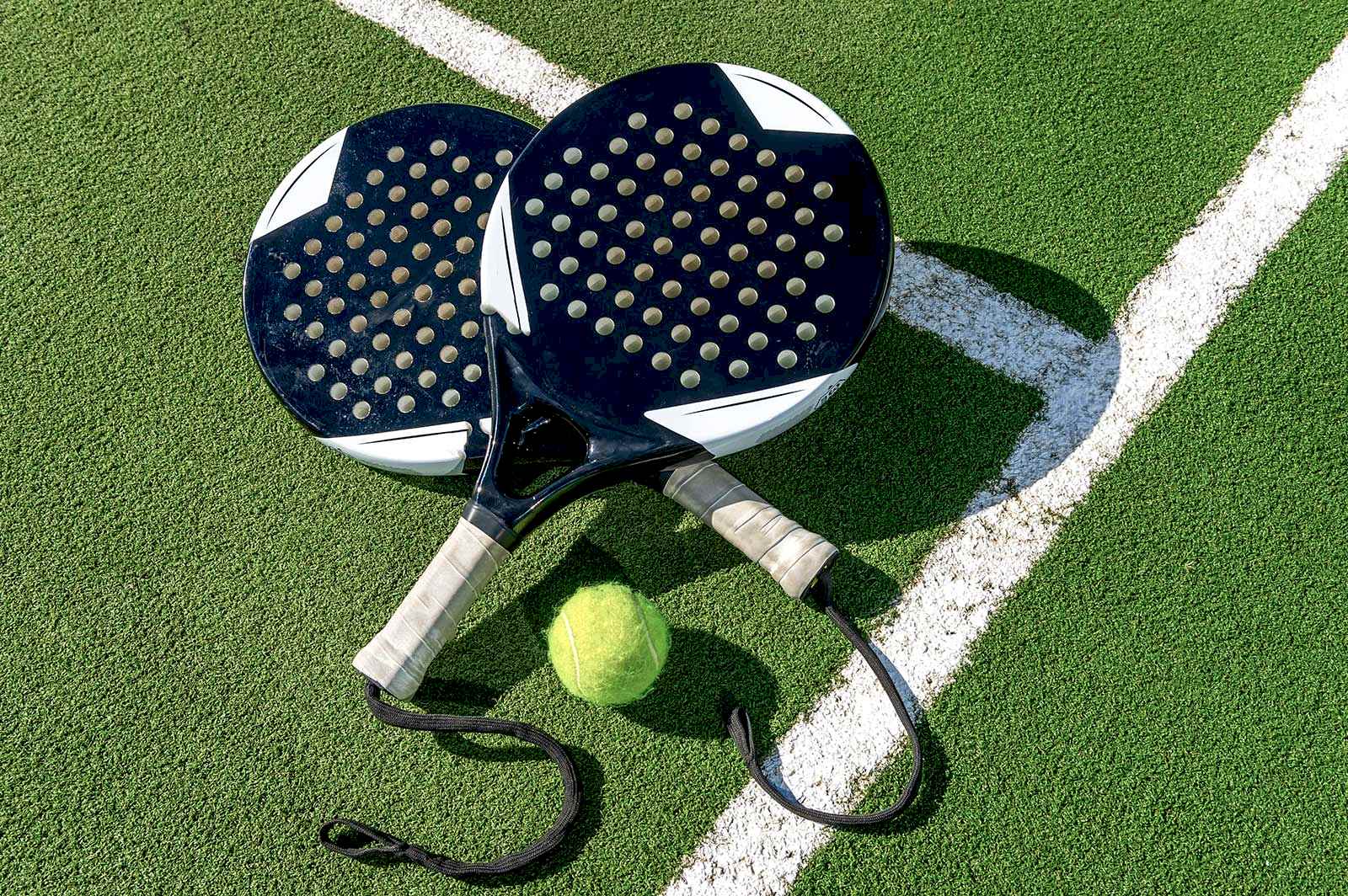 padel tenis kortlari ve avantajlari img